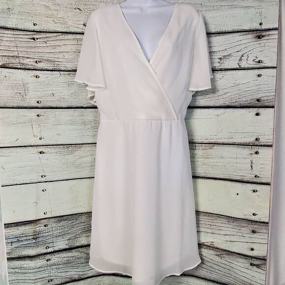 White Flutter Sleeve Midi Dress Women’s Size Unknown V-Neck Lined Elastic Waist - Picture 1 of 10